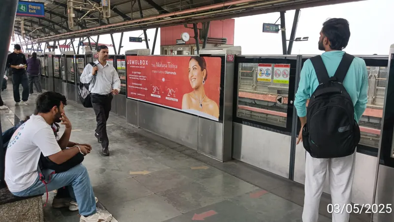 Jewelbox: Metro branding · platform-door panels